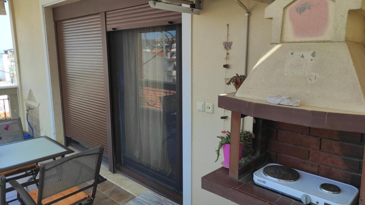Annashouse Appartement Néa Péramos Buitenkant foto